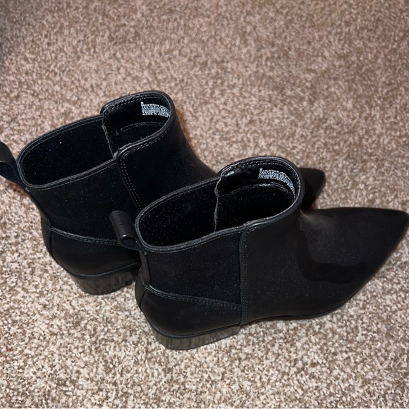 Black booties - Picture 2 of 3